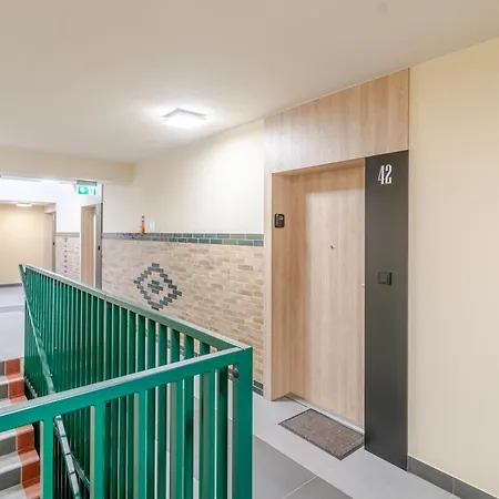 Executive By Bookinghost * Katowice