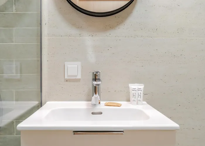 Executive By Bookinghost * Katowice