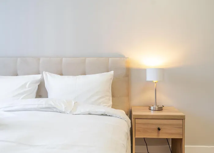 Executive By Bookinghost Apartment Katowice